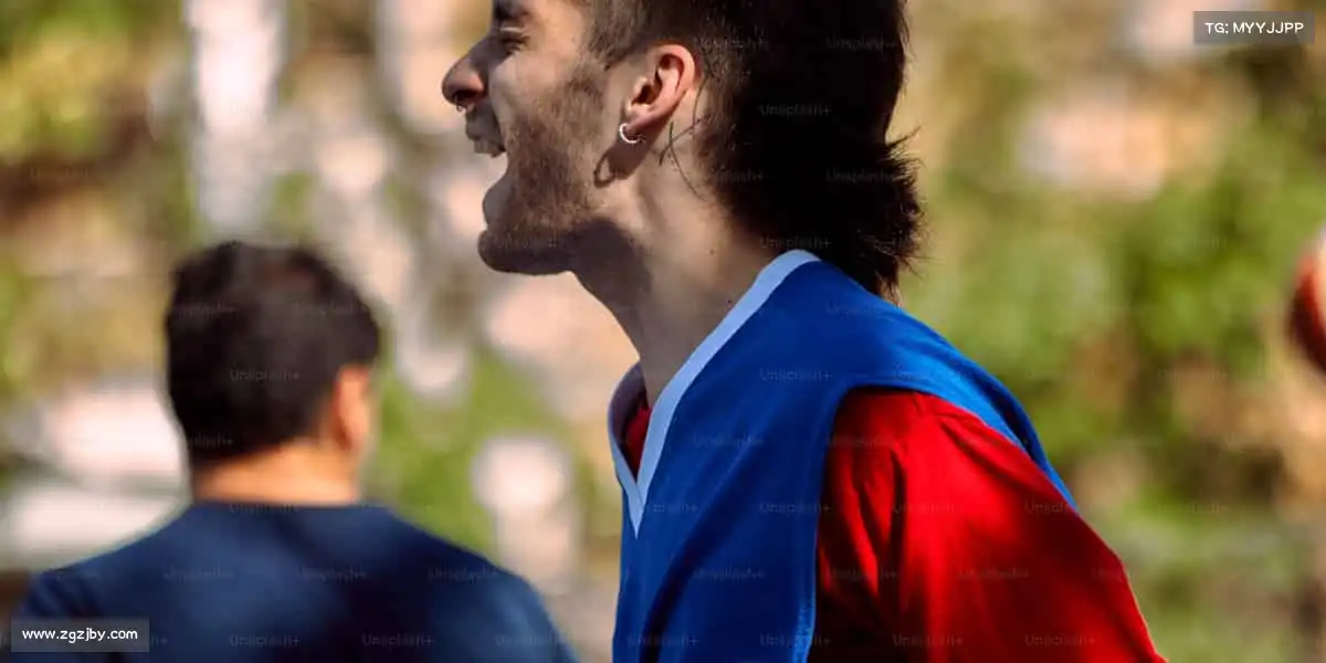 米兰体育每一次挥拍、奔跑，都是对自己的承诺！💪